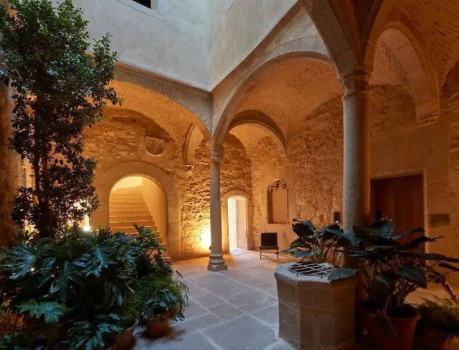 Casa Palacio Paredes Saavedra By Atrio